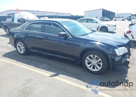 2015 Chrysler 300 Limited из США, поврежденный, VIN 2C3CCAAG6FH818332